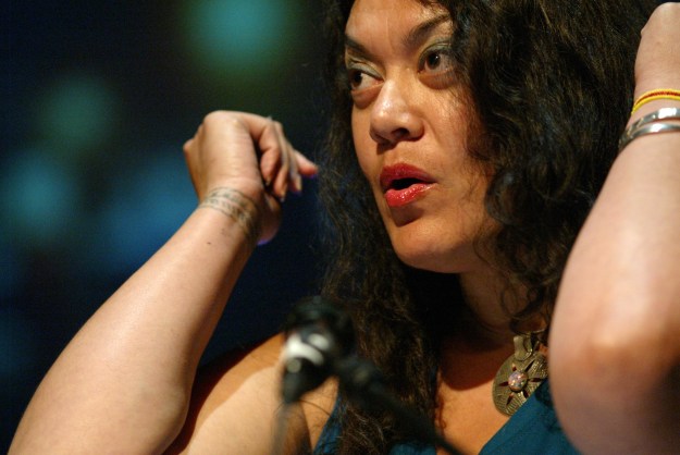 Performance photo Tusiata Avia[1]